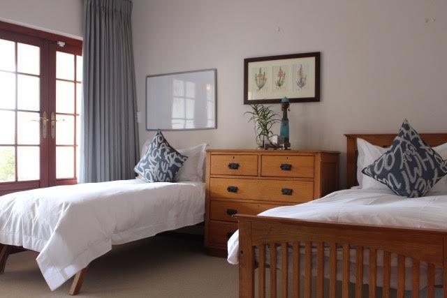 Photo 11 of Capecroft accommodation in Constantia, Cape Town with 7 bedrooms and  bathrooms