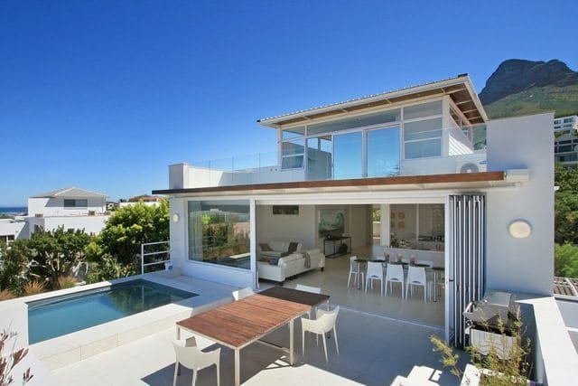 Photo 2 of Casa Bianca accommodation in Camps Bay, Cape Town with 4 bedrooms and 4 bathrooms