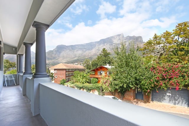 Photo 8 of Newport Villa accommodation in Tamboerskloof, Cape Town with 4 bedrooms and 4 bathrooms