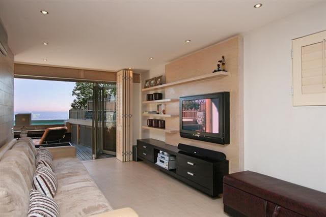 Photo 5 of Third Beach accommodation in Clifton, Cape Town with 3 bedrooms and 2 bathrooms