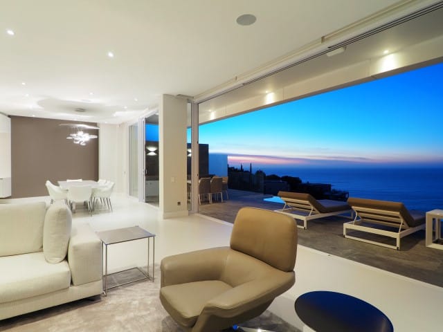 Photo 17 of 50 de Wet Villa accommodation in Bantry Bay, Cape Town with 6 bedrooms and 6.5 bathrooms