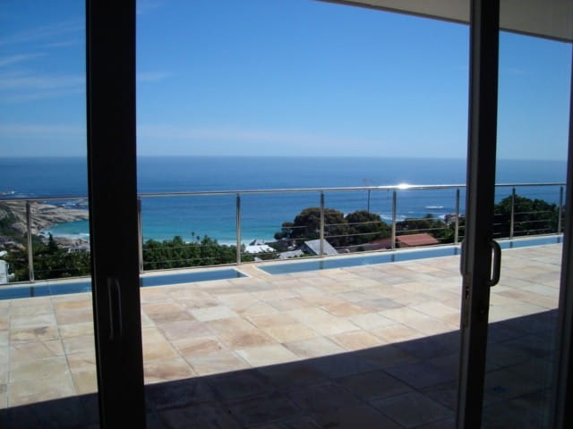 Photo 3 of Azure Blue accommodation in Llandudno, Cape Town with 5 bedrooms and 4 bathrooms