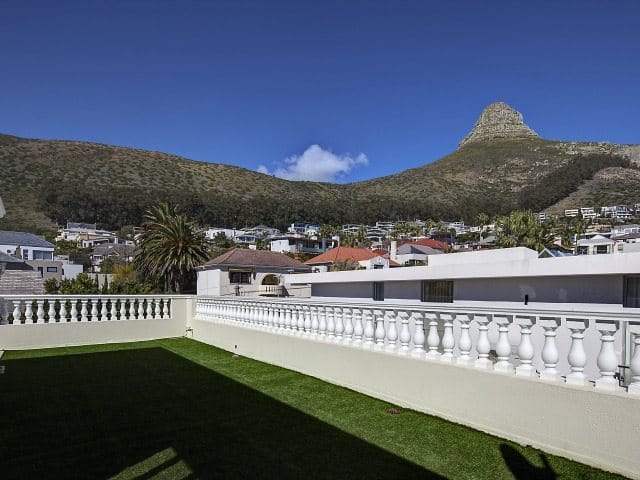 Photo 14 of Normandie Villa accommodation in Fresnaye, Cape Town with 4 bedrooms and 4 bathrooms