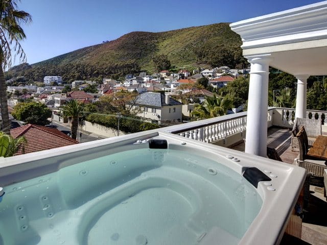 Photo 6 of Normandie Villa accommodation in Fresnaye, Cape Town with 4 bedrooms and 4 bathrooms