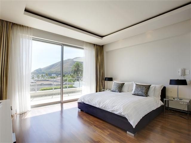 Photo 8 of Villa Absolute accommodation in Fresnaye, Cape Town with 4 bedrooms and 4 bathrooms
