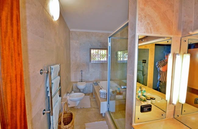 Photo 12 of Llandudno Beach Villa accommodation in Llandudno, Cape Town with 5 bedrooms and 4 bathrooms
