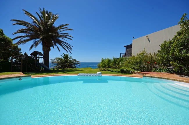 Photo 2 of Llandudno Beach Villa accommodation in Llandudno, Cape Town with 5 bedrooms and 4 bathrooms