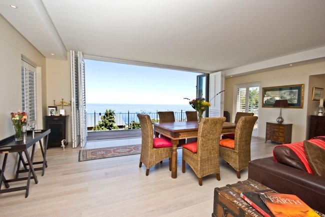 Photo 4 of Hely Hutchinson Villa accommodation in Camps Bay, Cape Town with 7 bedrooms and 7 bathrooms