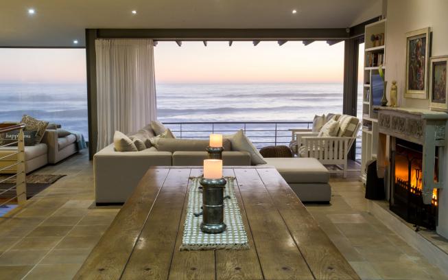 Photo 26 of Misty Cliffs accommodation in Misty Cliffs, Cape Town with 3 bedrooms and 3 bathrooms