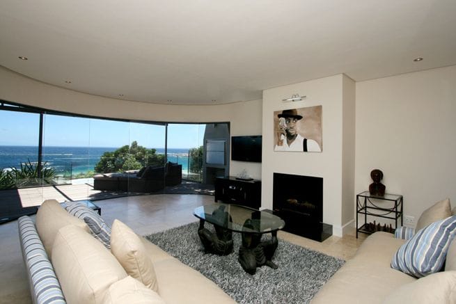 Photo 1 of Panacea accommodation in Camps Bay, Cape Town with 5 bedrooms and 5 bathrooms