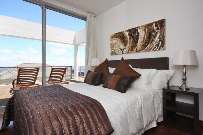 Photo 3 of Strathmore Four accommodation in Camps Bay, Cape Town with 4 bedrooms and 2 bathrooms