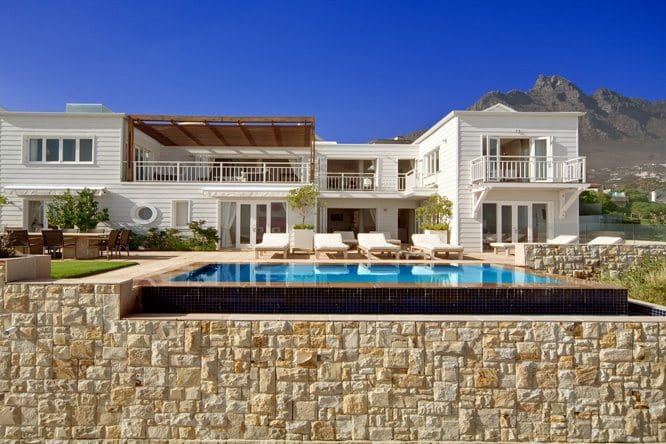 Photo 6 of Beach Cove Villa accommodation in Camps Bay, Cape Town with 4 bedrooms and 4 bathrooms