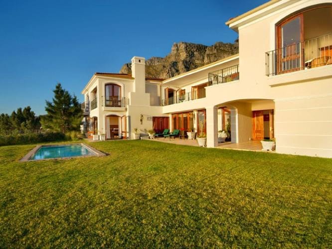 Photo 2 of Abaco Villa accommodation in Camps Bay, Cape Town with 6 bedrooms and 5 bathrooms