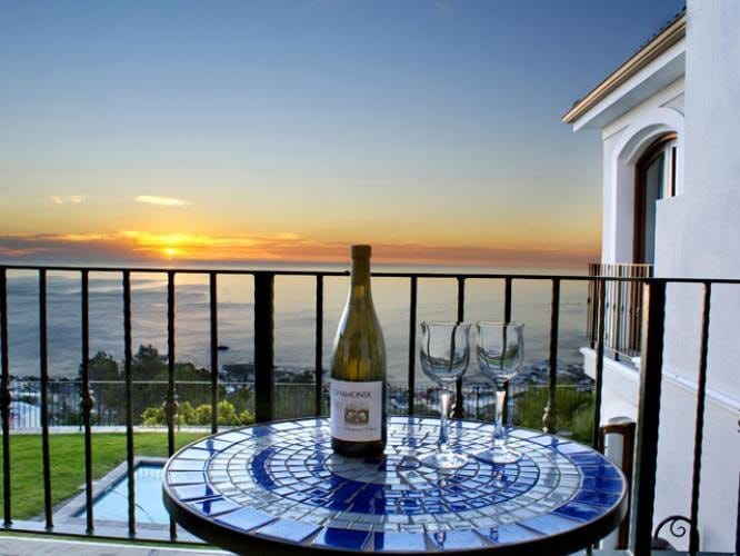 Photo 4 of Abaco Villa accommodation in Camps Bay, Cape Town with 6 bedrooms and 5 bathrooms