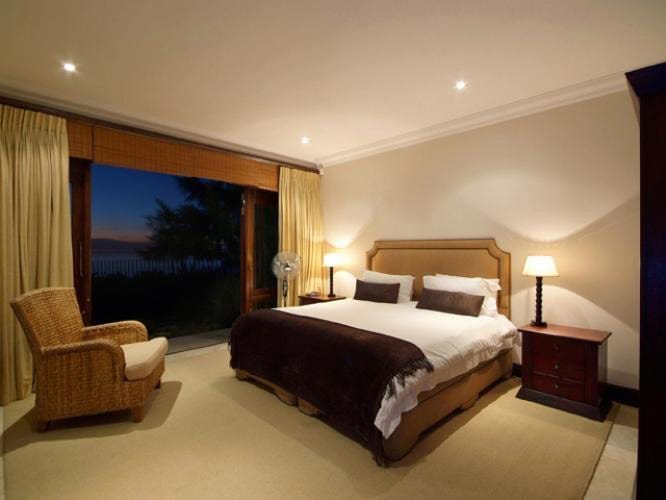 Photo 5 of Abaco Villa accommodation in Camps Bay, Cape Town with 6 bedrooms and 5 bathrooms