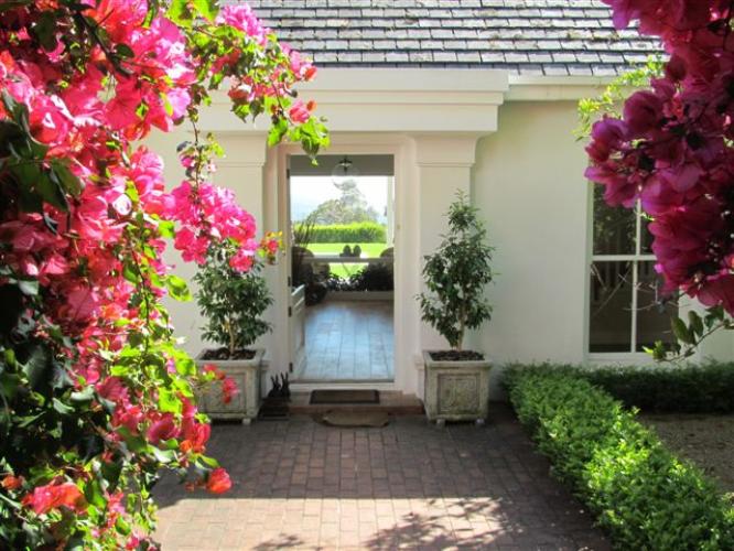 Photo 1 of Bishopscourt Villa accommodation in Bishopscourt, Cape Town with 4 bedrooms and 5 bathrooms