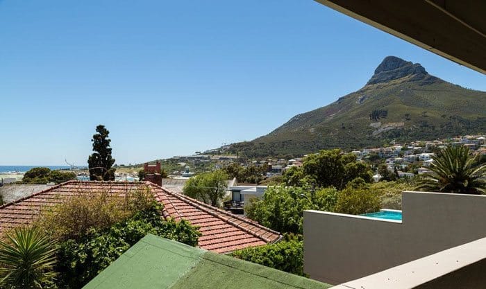 Photo 8 of Central House accommodation in Camps Bay, Cape Town with 3 bedrooms and 2 bathrooms