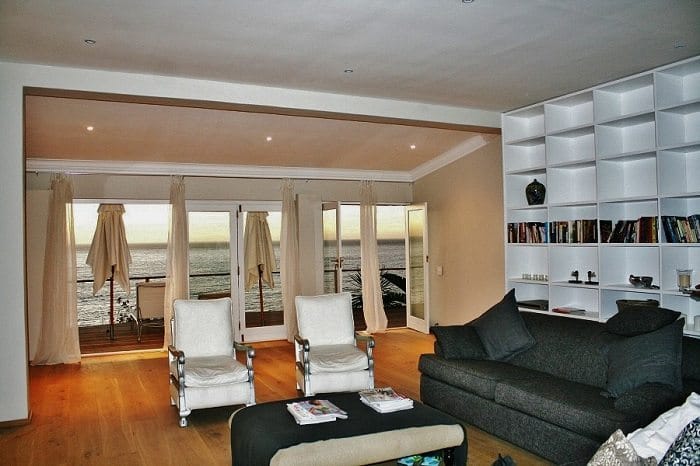 Photo 7 of Clifton Cottage accommodation in Clifton, Cape Town with 3 bedrooms and 2 bathrooms