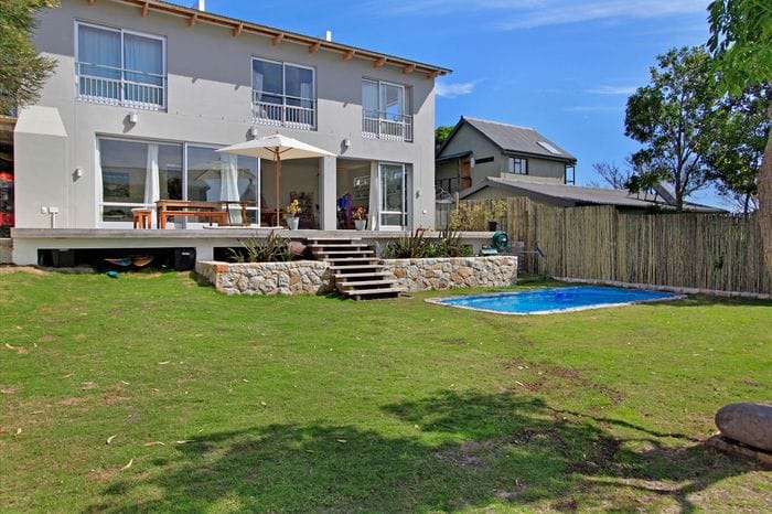 Photo 2 of Kommetjie Holiday House accommodation in Kommetjie, Cape Town with 3 bedrooms and 3 bathrooms