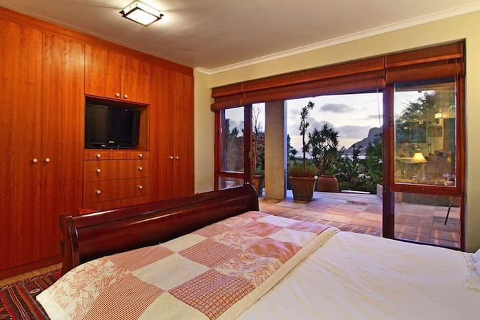 Photo 4 of Buddha Villa accommodation in Hout Bay, Cape Town with 3 bedrooms and 3 bathrooms