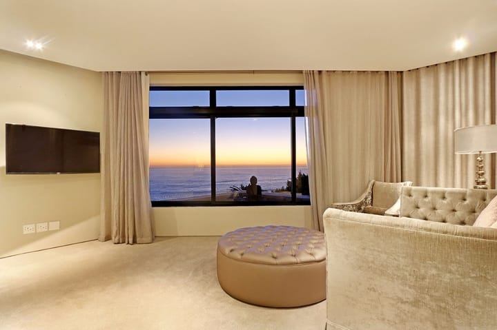 Photo 5 of Eden Villa accommodation in Camps Bay, Cape Town with 4 bedrooms and 4 bathrooms