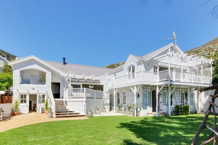 Photo 22 of Llandudno Beach House accommodation in Llandudno, Cape Town with 5 bedrooms and 4 bathrooms