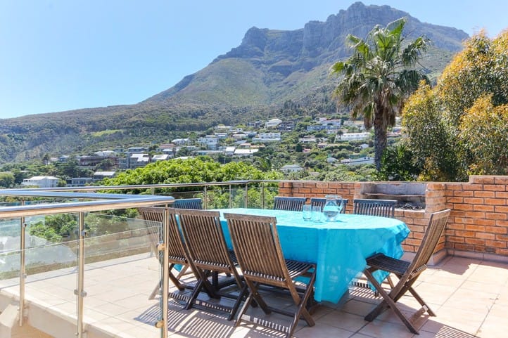 Photo 11 of Llandudno Surf Inn accommodation in Llandudno, Cape Town with 5 bedrooms and 3 bathrooms