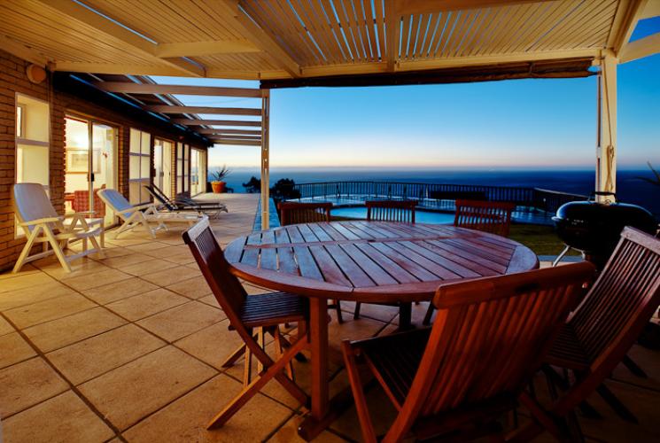 Photo 17 of Villa Barbara accommodation in Camps Bay, Cape Town with 4 bedrooms and 2 bathrooms