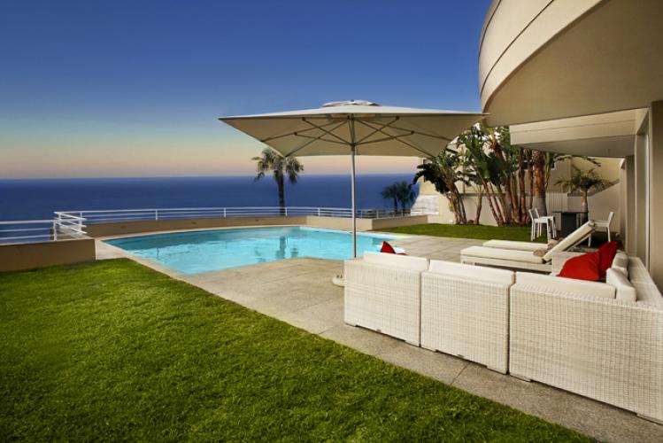 Photo 2 of Arcadia Villa accommodation in Bantry Bay, Cape Town with 7 bedrooms and 5 bathrooms
