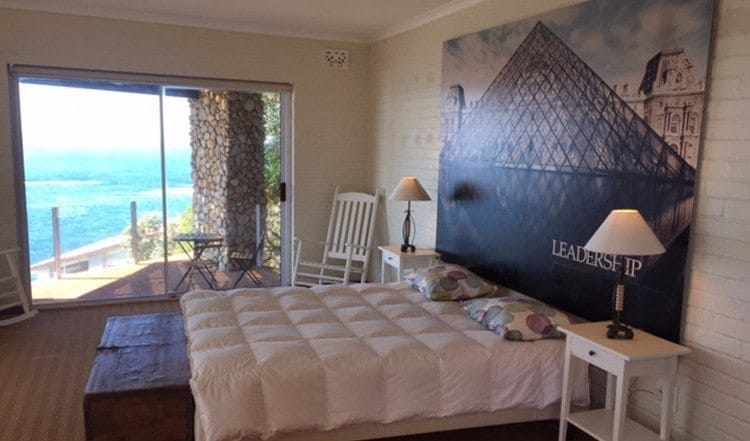 Photo 9 of 13 Sunset Avenue accommodation in Llandudno, Cape Town with 4 bedrooms and 4 bathrooms