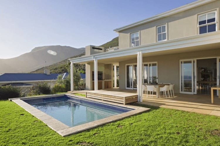 Photo 1 of Sapphire End accommodation in Noordhoek, Cape Town with 5 bedrooms and 3.5 bathrooms