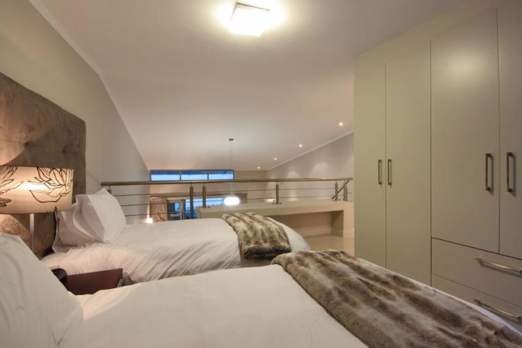 Photo 8 of 306 Crystal Apartment accommodation in Camps Bay, Cape Town with 2 bedrooms and 2 bathrooms