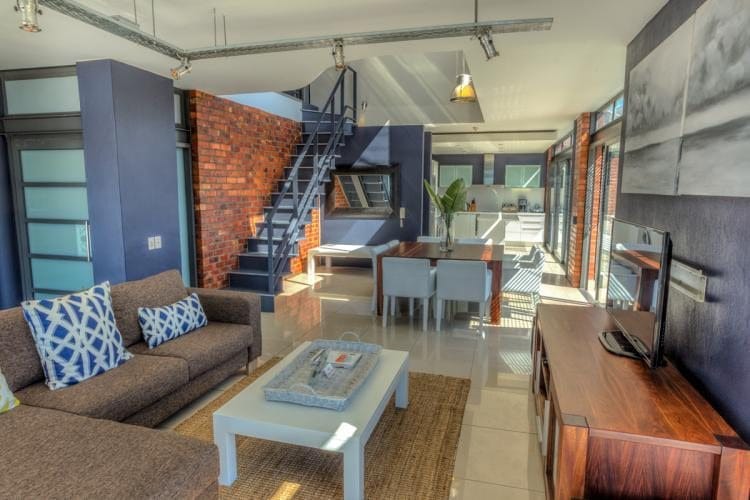 Photo 2 of Cape Town Penthouse accommodation in City Centre, Cape Town with 3 bedrooms and 3 bathrooms