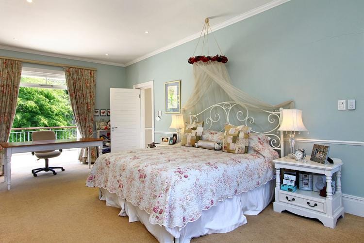 Photo 9 of Constantia Cape Velvet accommodation in Constantia, Cape Town with 7 bedrooms and 7 bathrooms