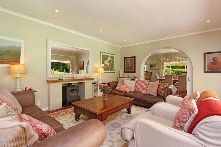 Photo 3 of Constantia Evergreen accommodation in Constantia, Cape Town with 5 bedrooms and 4 bathrooms