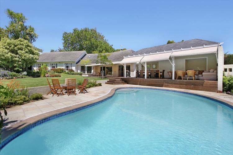 Photo 1 of Constantia Evergreen accommodation in Constantia, Cape Town with 5 bedrooms and 4 bathrooms