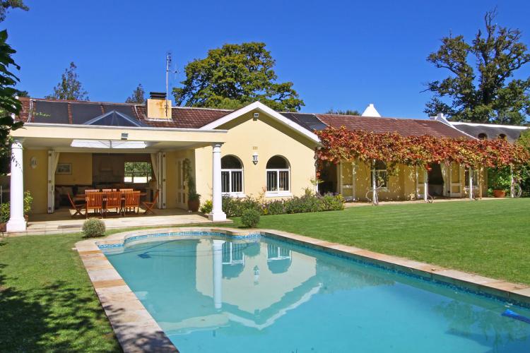 Photo 13 of Constantia Julia accommodation in Constantia, Cape Town with 5 bedrooms and 3 bathrooms