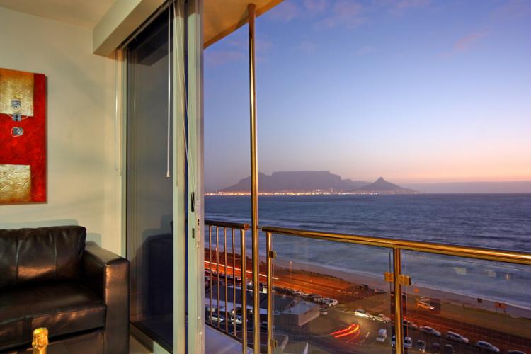 Photo 5 of Infinity 704 accommodation in Bloubergstrand, Cape Town with 2 bedrooms and 1 bathrooms