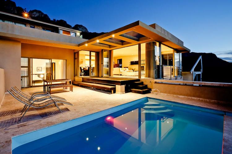 Photo 9 of Ingleside Villa accommodation in Camps Bay, Cape Town with 5 bedrooms and 4 bathrooms