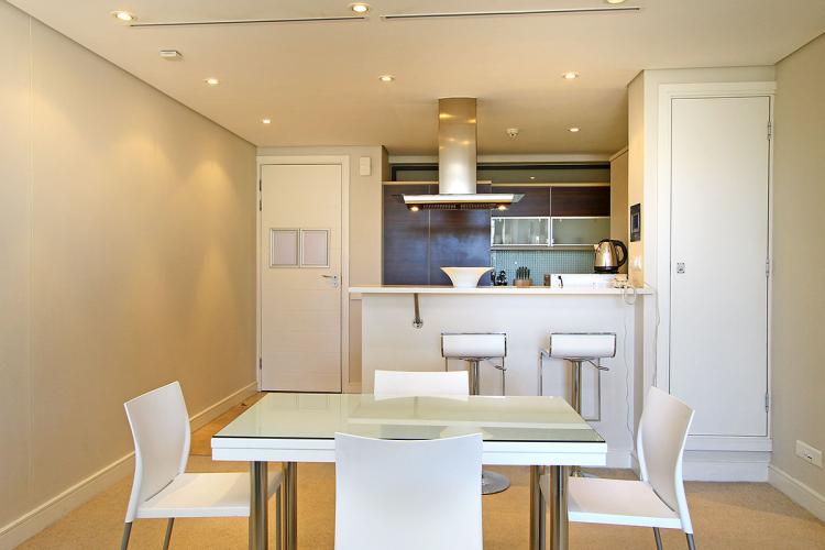 Photo 6 of Juliette 210 accommodation in V&A Waterfront, Cape Town with 1 bedrooms and 1 bathrooms
