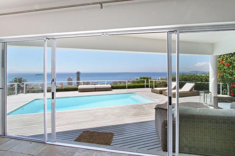 Photo 8 of La Vue accommodation in Sea Point, Cape Town with 2 bedrooms and 2 bathrooms