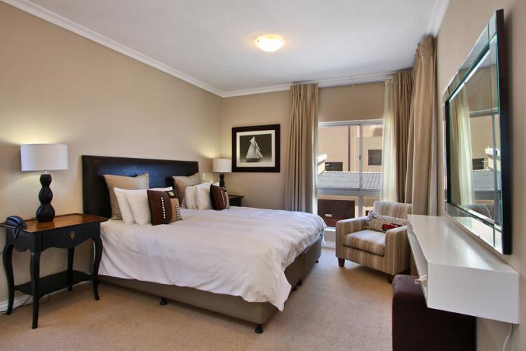 Photo 7 of Le Fleur accommodation in Camps Bay, Cape Town with 2 bedrooms and 2 bathrooms