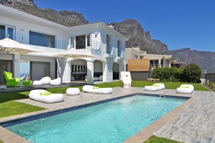 Photo 2 of Le Maison Hermes accommodation in Camps Bay, Cape Town with 6 bedrooms and 6.5 bathrooms