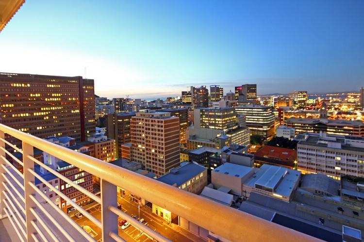 Photo 11 of Perspectives Penthouse accommodation in City Centre, Cape Town with 2 bedrooms and 2 bathrooms