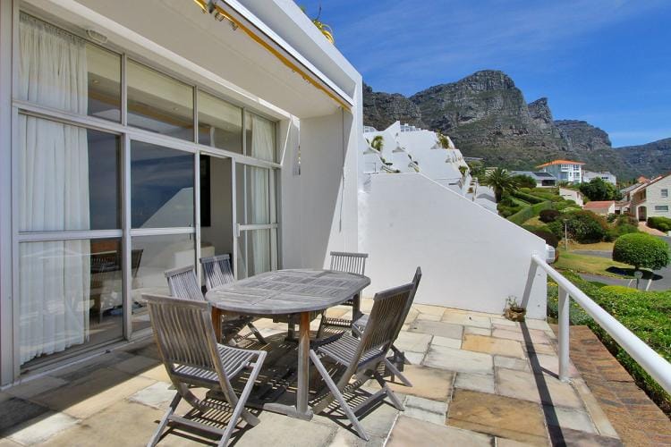 Photo 10 of Roodeberg Heights accommodation in Camps Bay, Cape Town with 2 bedrooms and 2 bathrooms