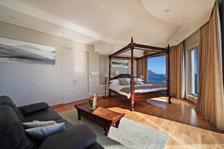 Photo 22 of San Michele accommodation in Bantry Bay, Cape Town with 3 bedrooms and 2 bathrooms