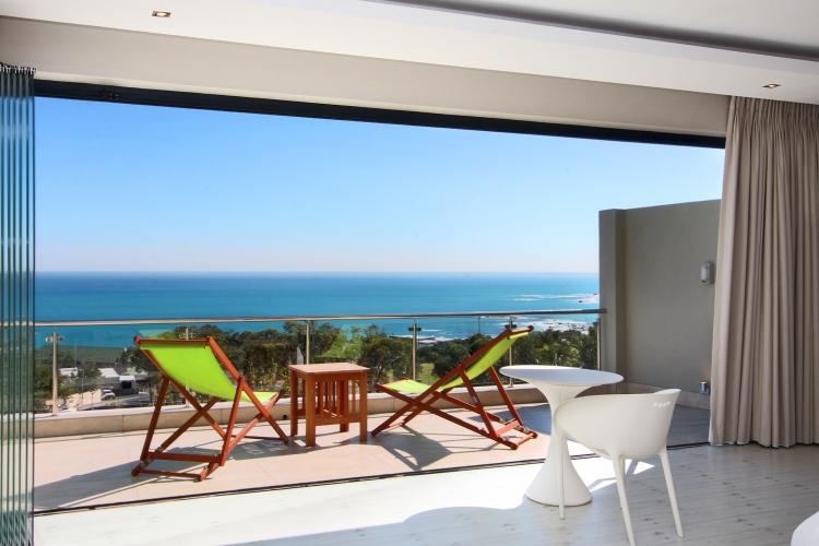Photo 1 of Sea Mount Studio accommodation in Camps Bay, Cape Town with 1 bedrooms and 1 bathrooms