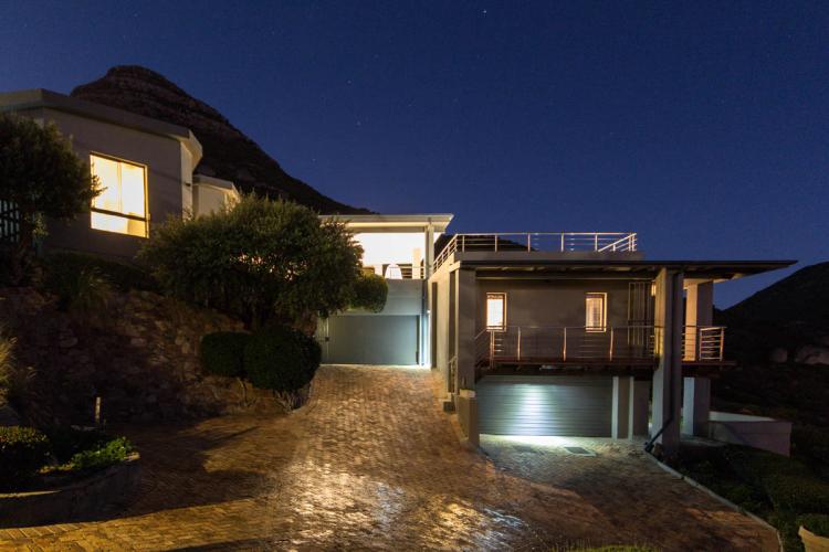 Photo 1 of Sunset Paradise accommodation in Llandudno, Cape Town with 5 bedrooms and 4.5 bathrooms