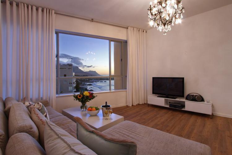 Photo 8 of Valhalla Apartment accommodation in Clifton, Cape Town with 1 bedrooms and 1 bathrooms