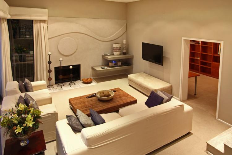 Photo 9 of Villa Indigo accommodation in Bantry Bay, Cape Town with 5 bedrooms and 4 bathrooms